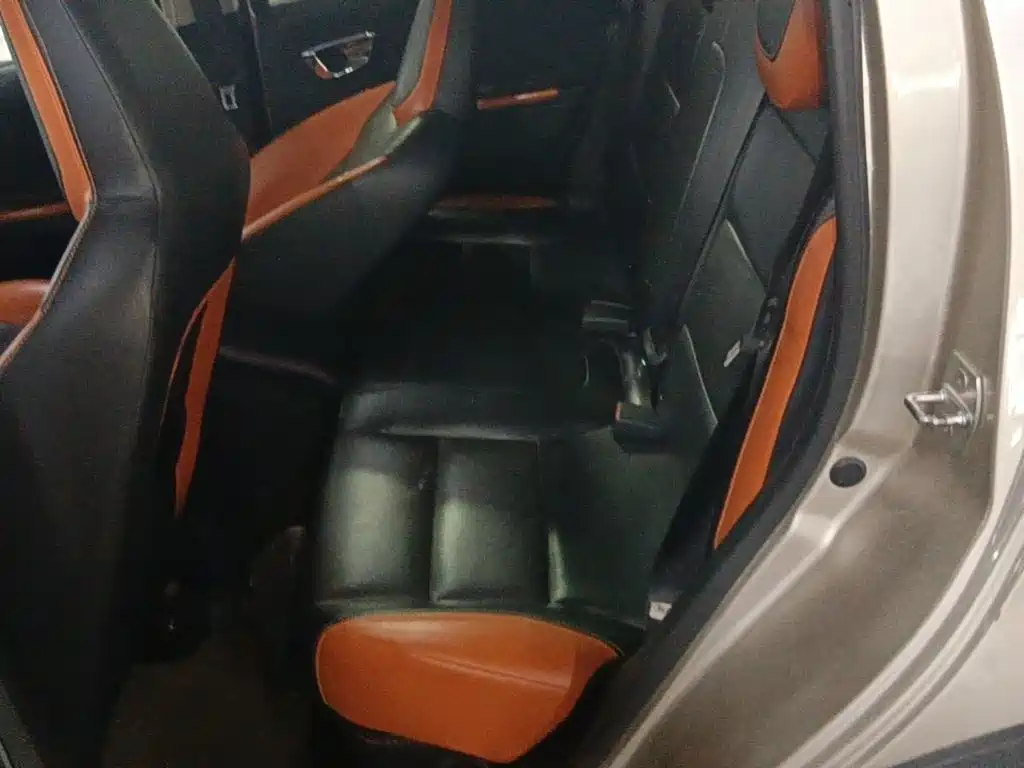 Geely Vision X1 — миниатюра 17