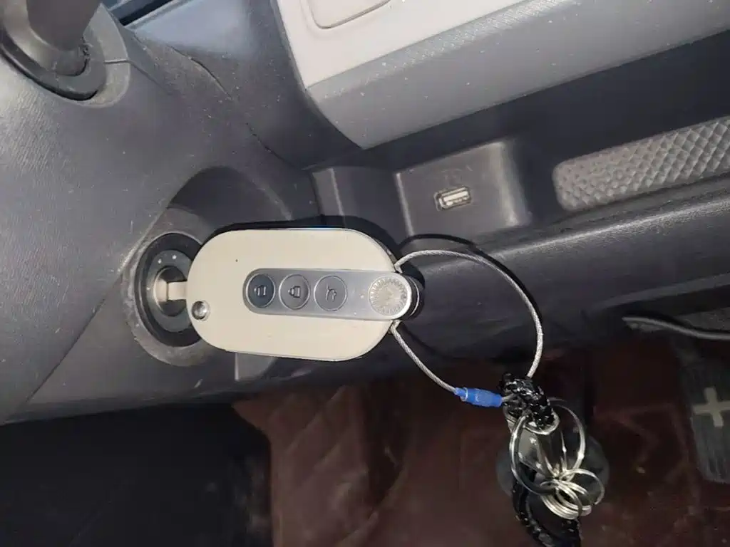 Wuling MINIEV — миниатюра 9