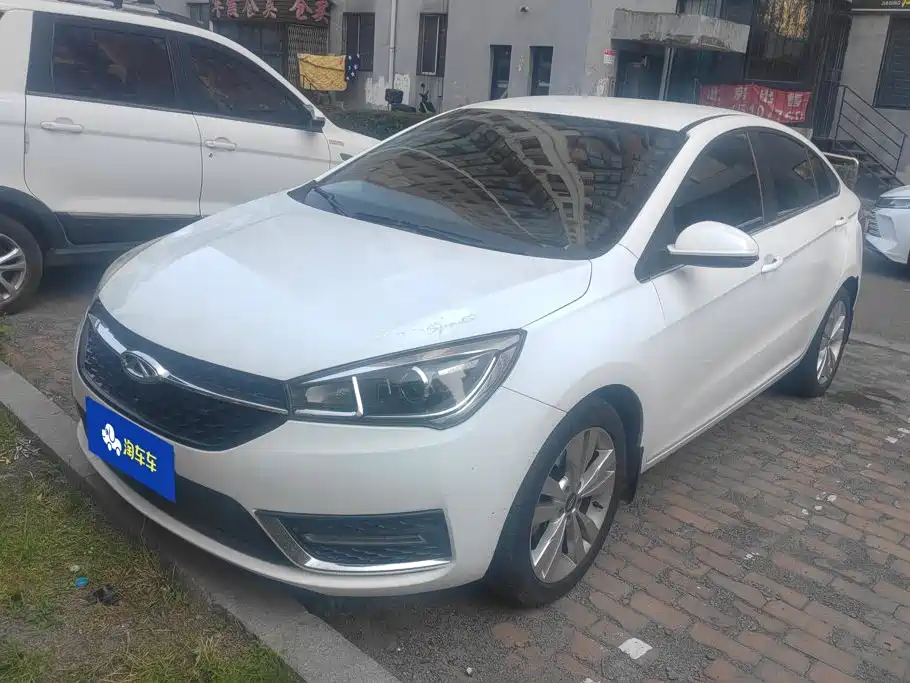 Chery Arrizo 5