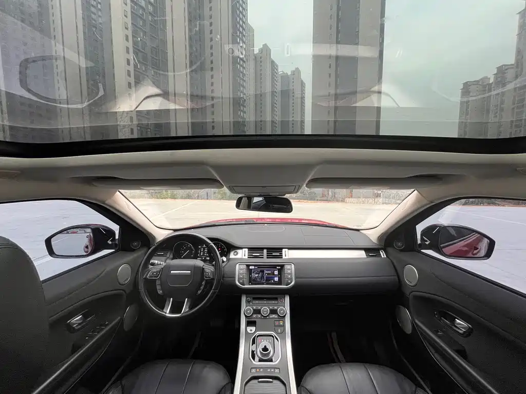 Land Rover Evoque — миниатюра 18