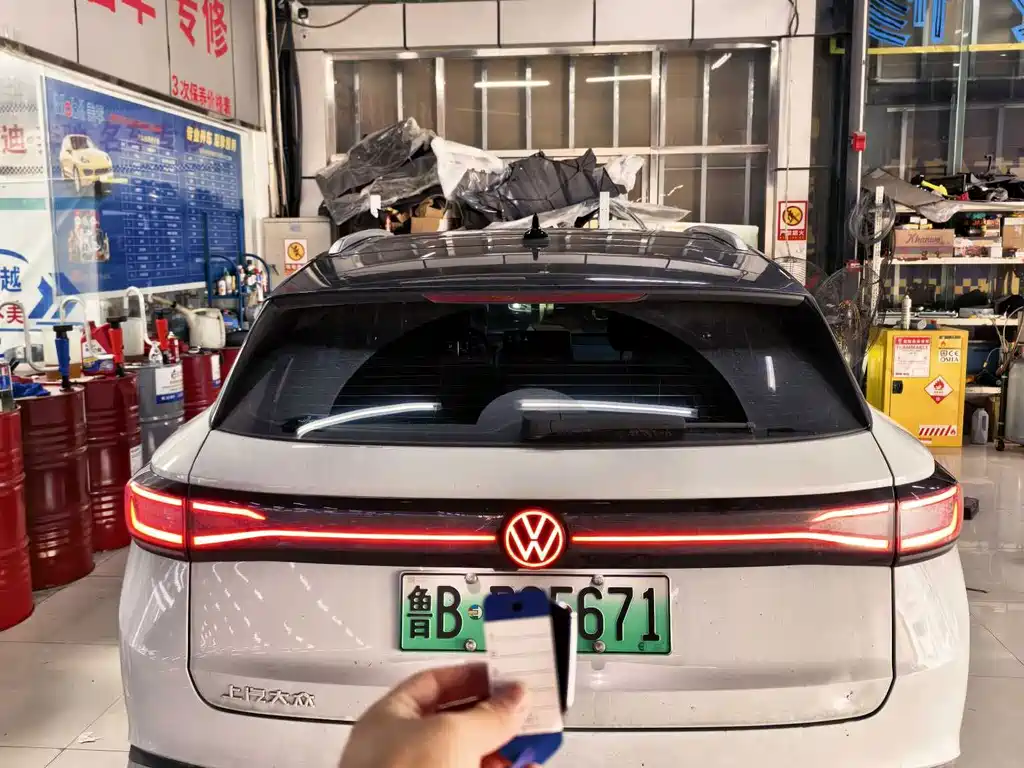 Volkswagen ID.4 X — миниатюра 4