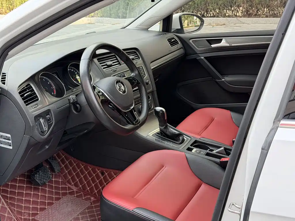 Volkswagen Golf — миниатюра 8