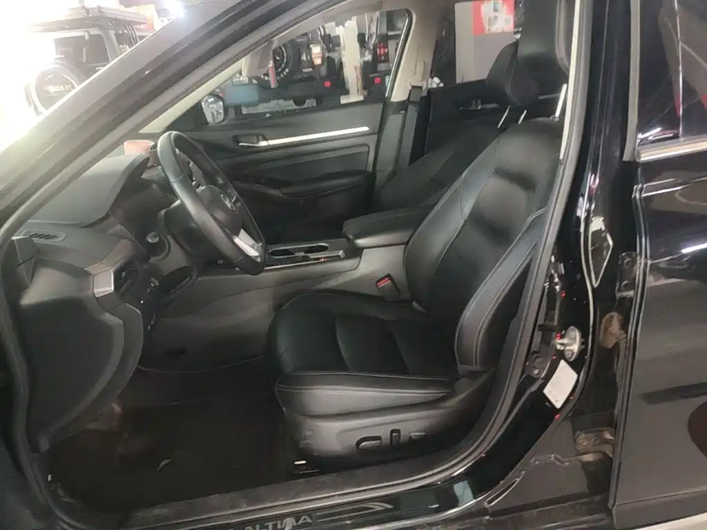Nissan Teana — миниатюра 15