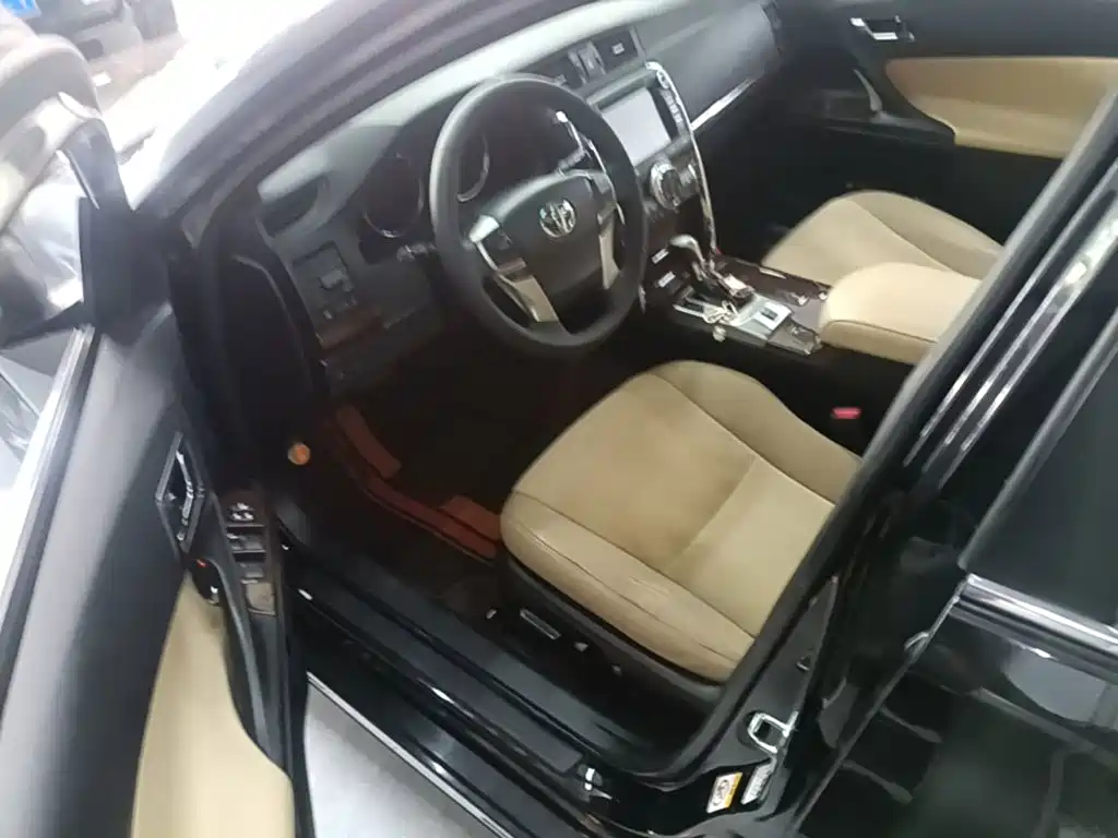 Toyota Reiz — миниатюра 16
