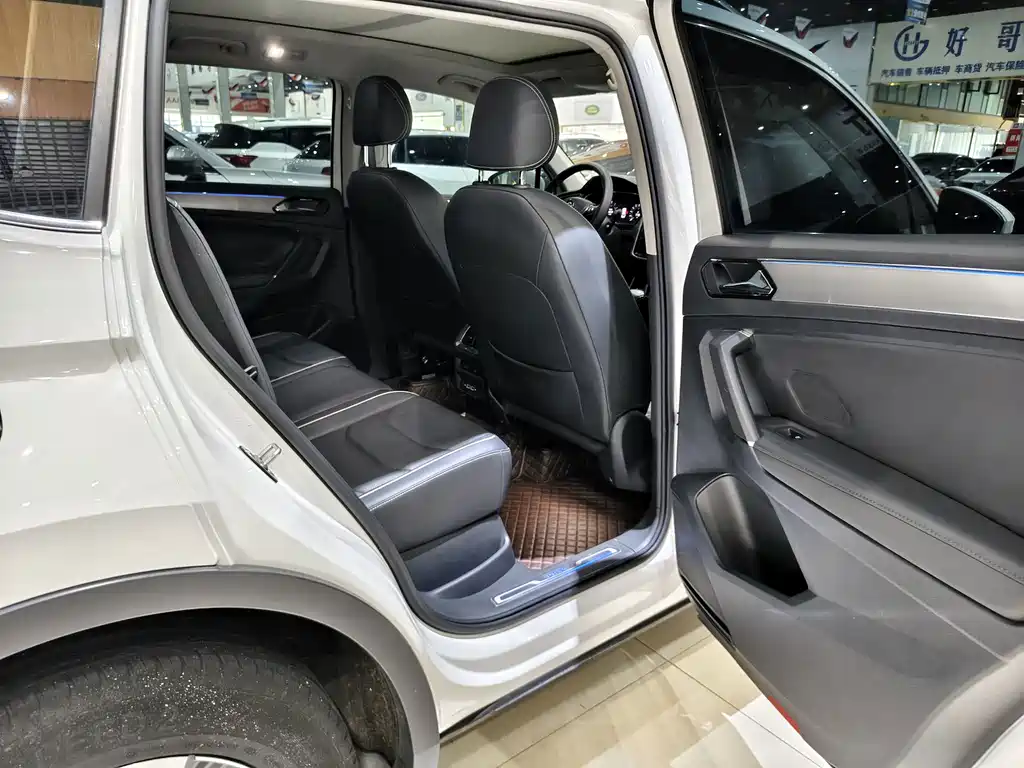 Volkswagen 途观L插电混动 — миниатюра 13
