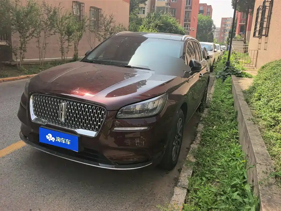 Купить Lincoln Corsair