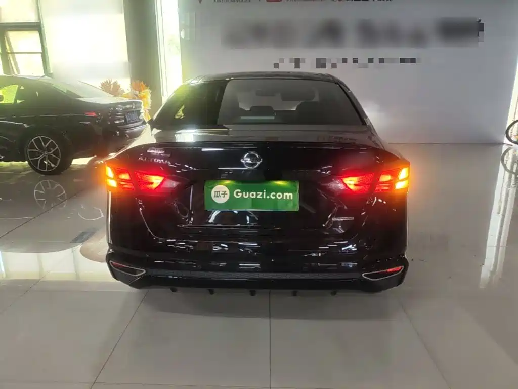 Nissan Teana — миниатюра 6