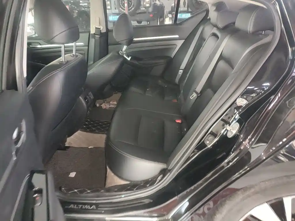 Nissan Teana — миниатюра 17