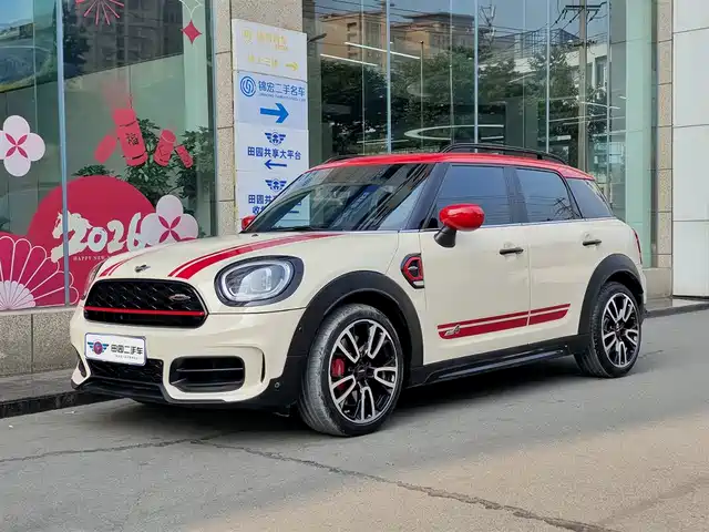 MINI JCW COUNTRYMAN