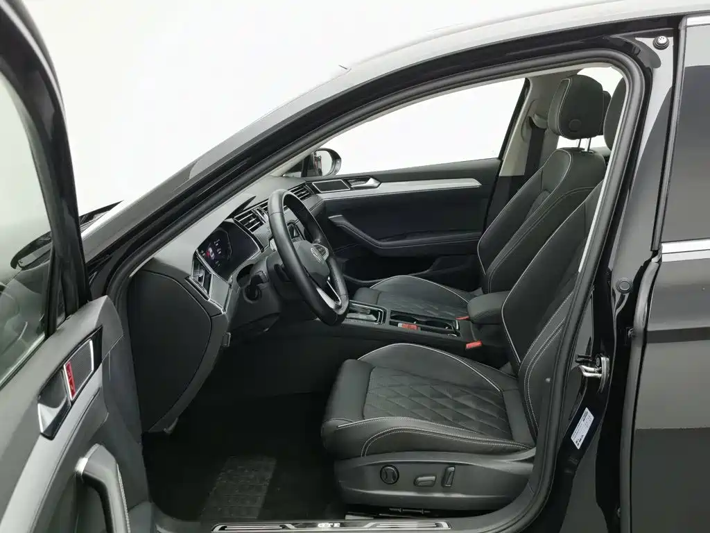 Volkswagen 迈腾 PHEV — миниатюра 10