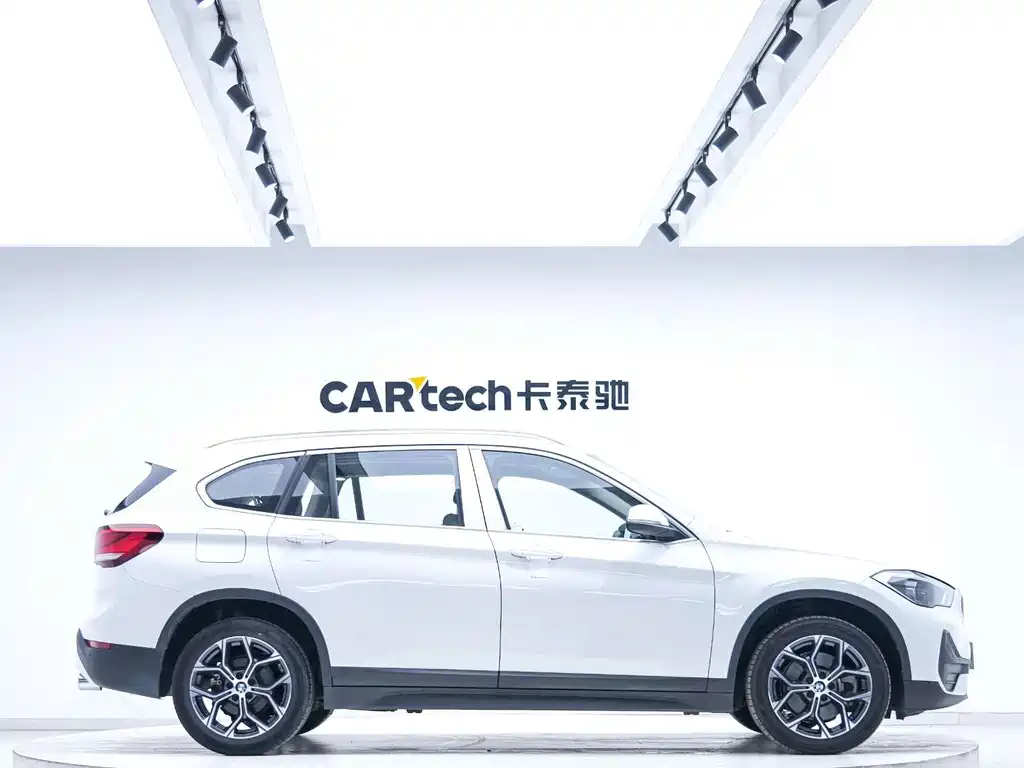 BMW X1 — миниатюра 7