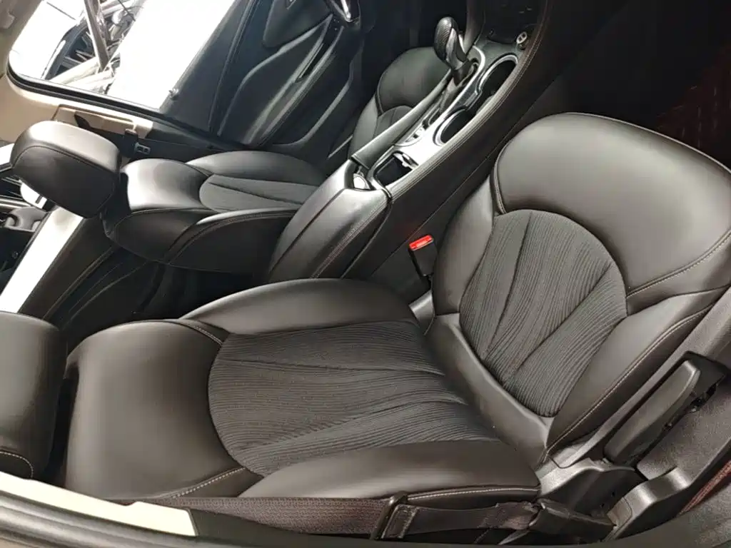 Buick Envision Plus — миниатюра 25