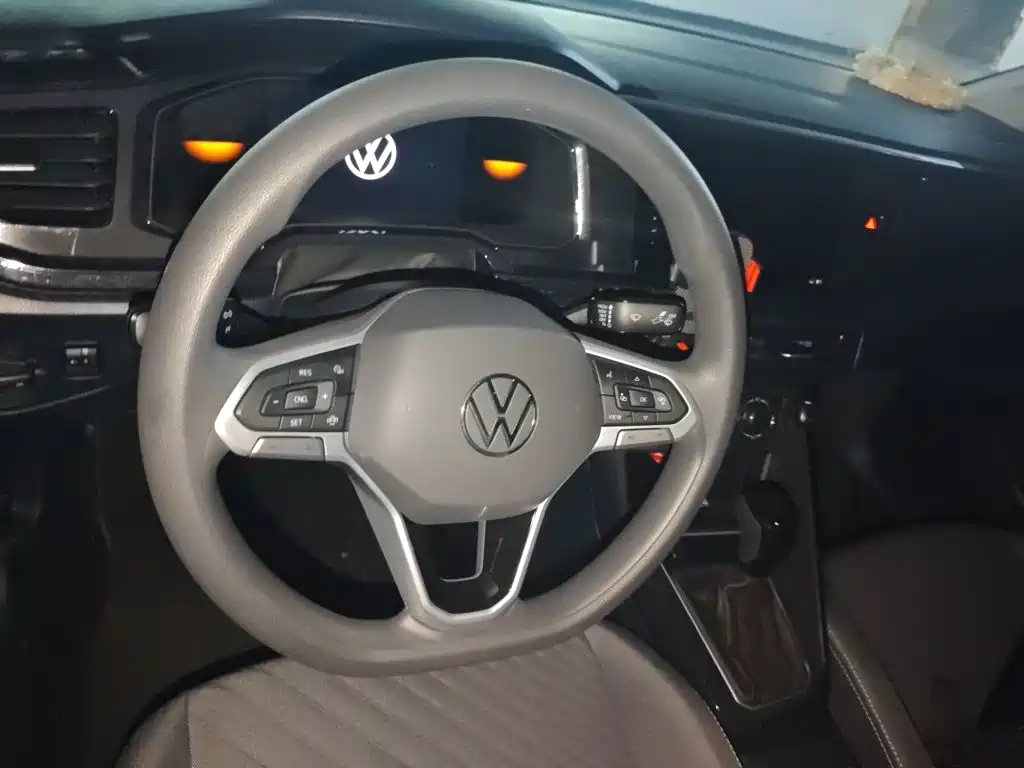 Volkswagen Lavida — миниатюра 3