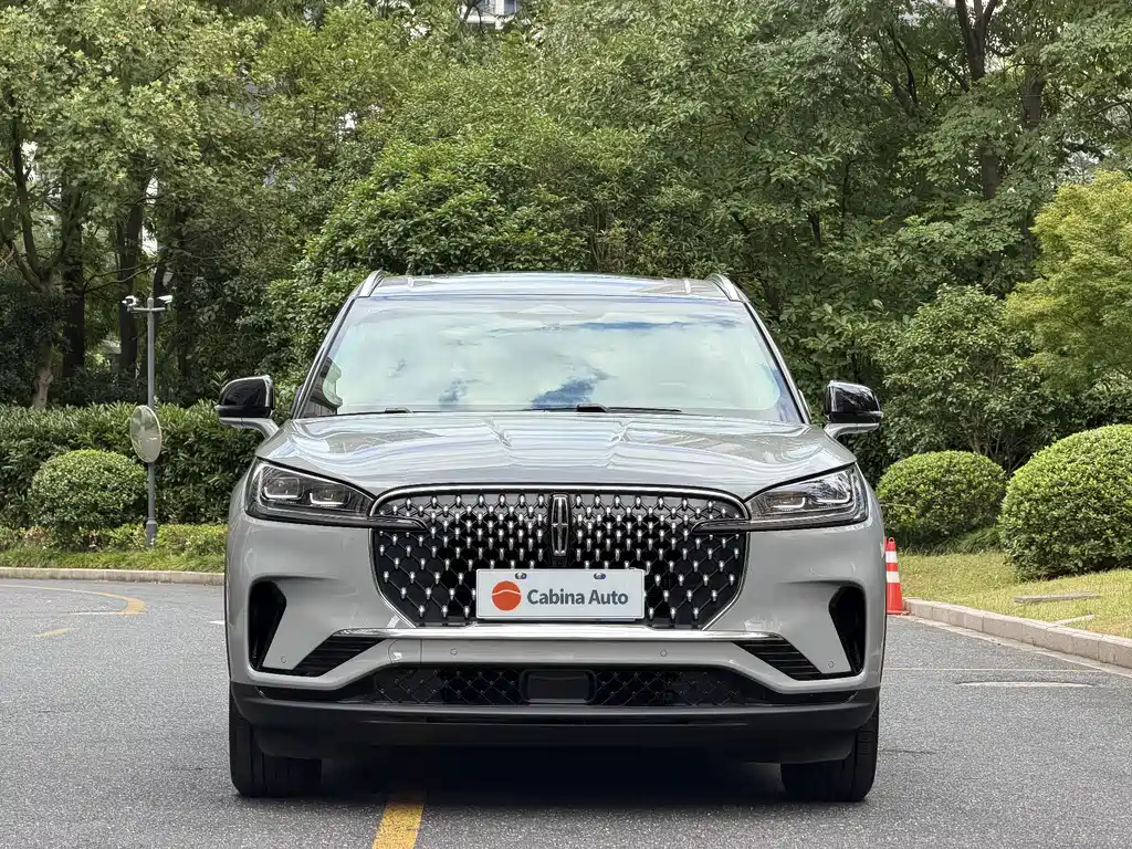 Lincoln Aviator — миниатюра 2