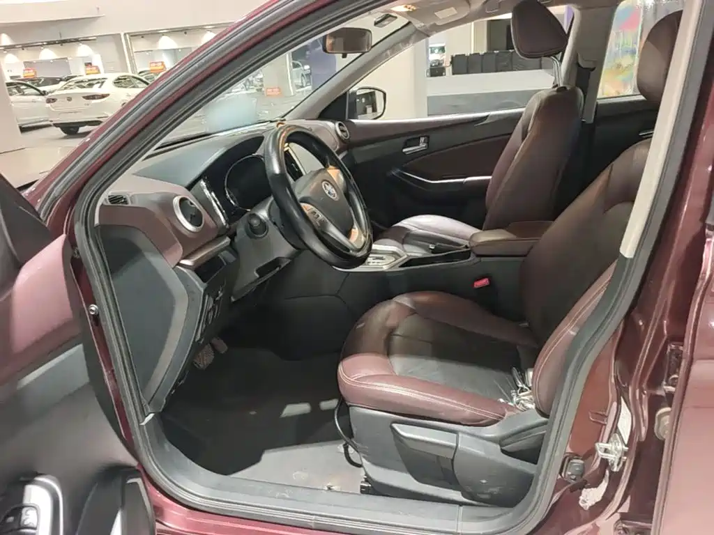 Venucia T70X — миниатюра 15