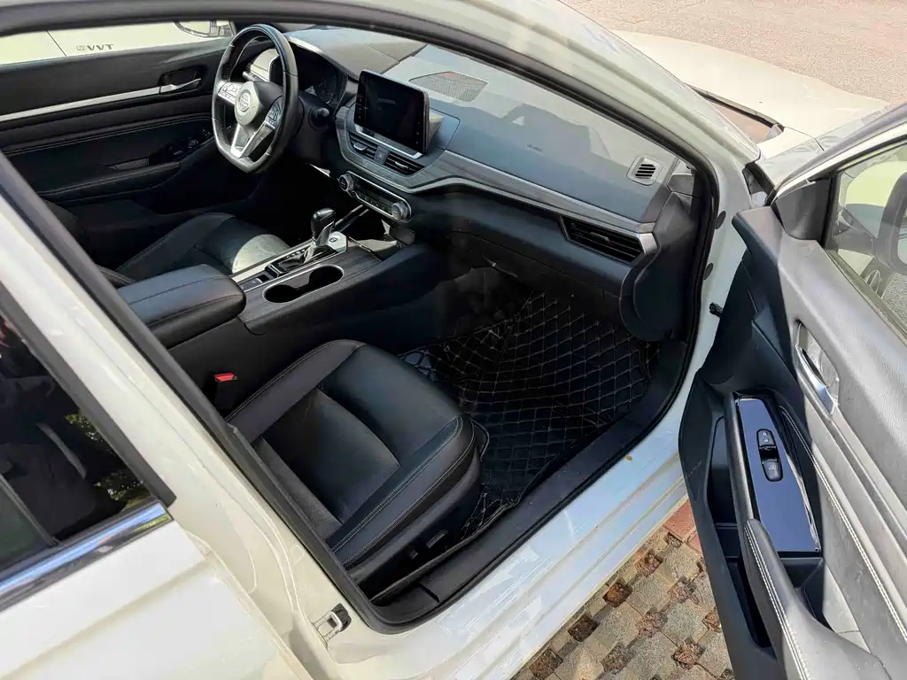 Nissan Teana — миниатюра 6