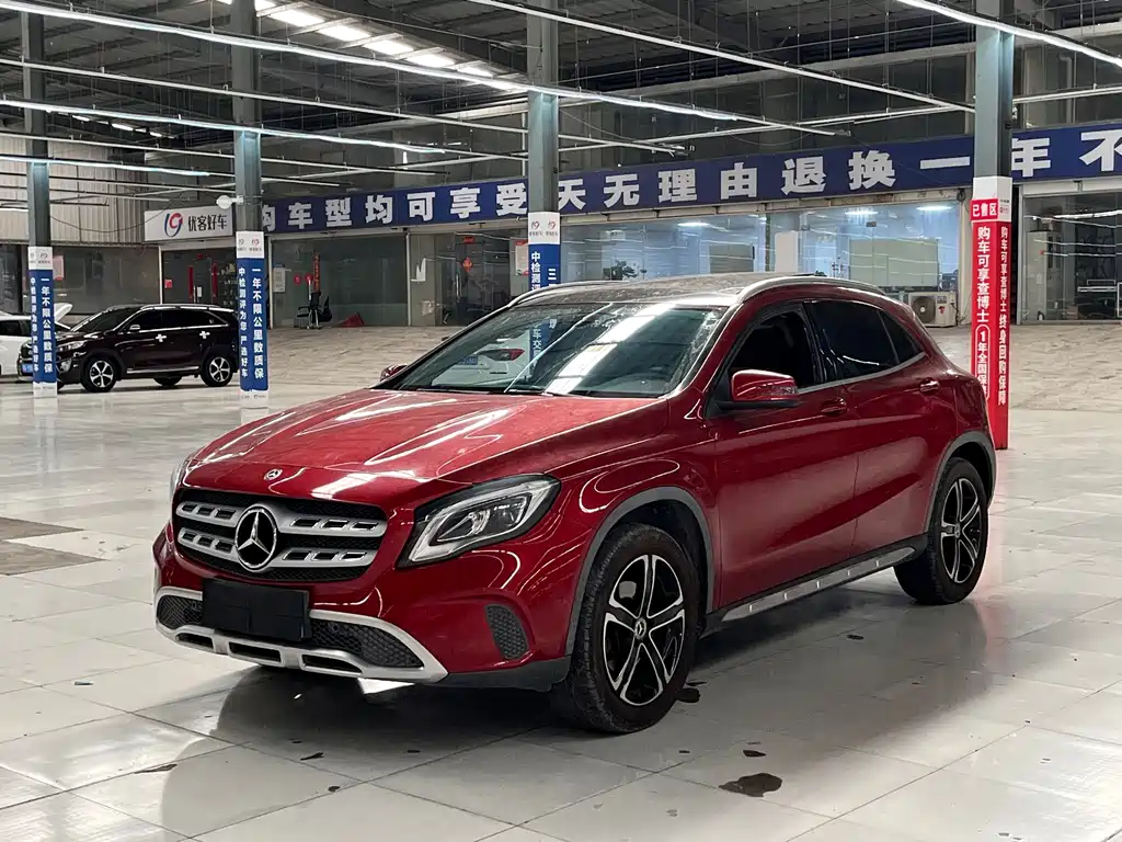 Mercedes-Benz GLA