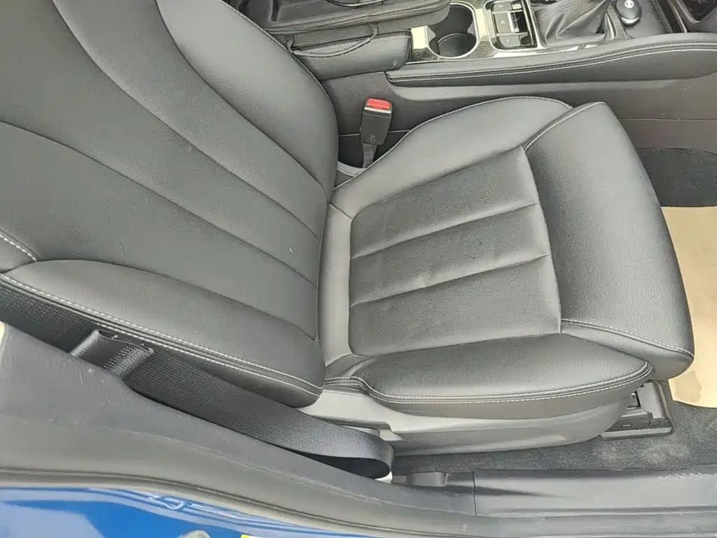BYD MAX — миниатюра 25