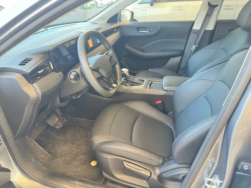 Roewe i5 — миниатюра 7