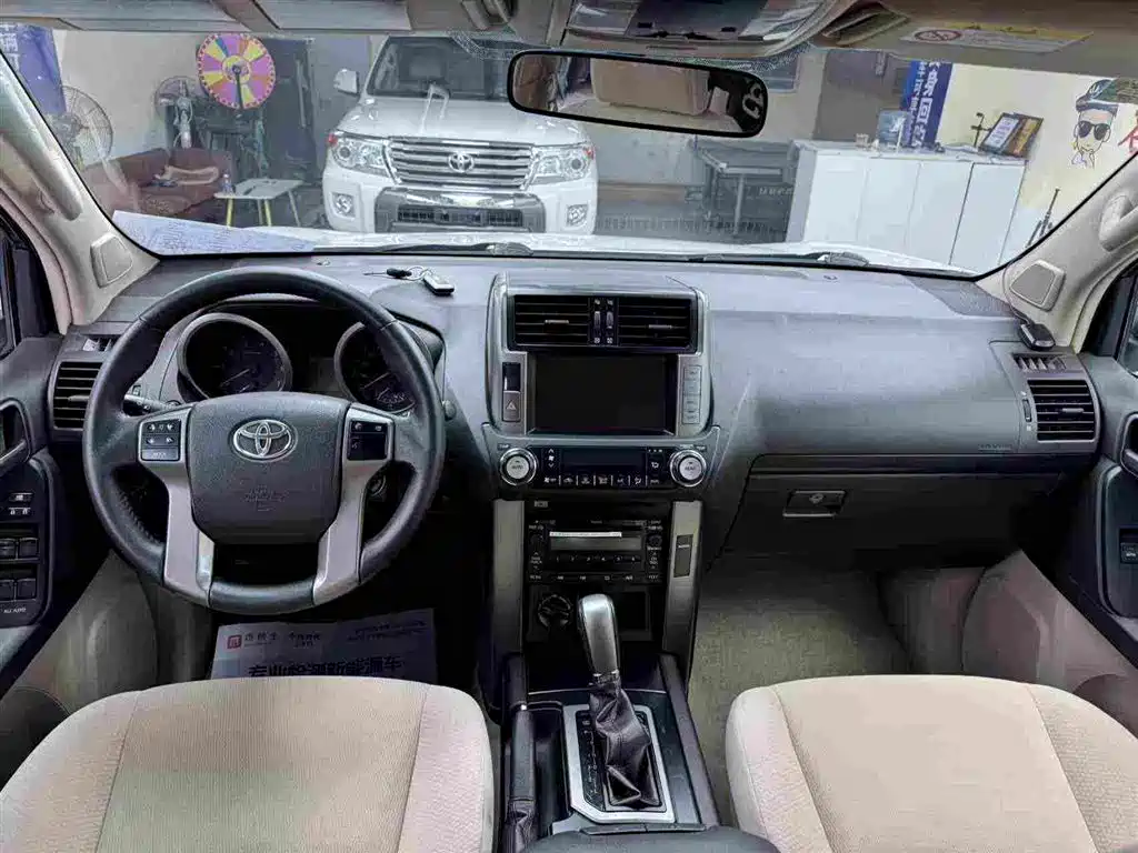 Toyota Prado (Import) — миниатюра 5