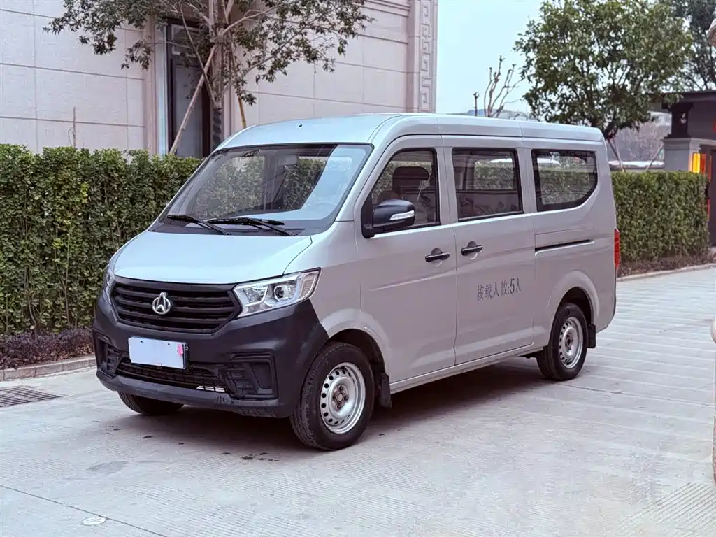 CHANGAN CROSS STAR V3