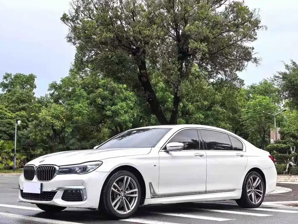 Купить BMW 7 Series