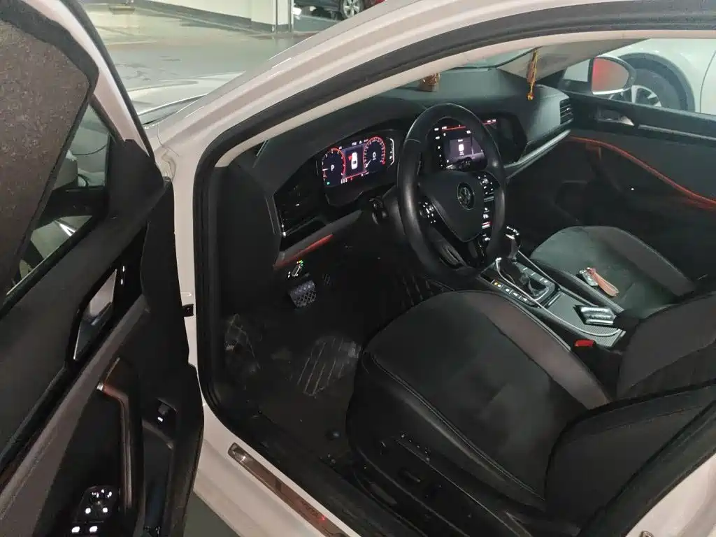 Volkswagen Sagitar — миниатюра 8