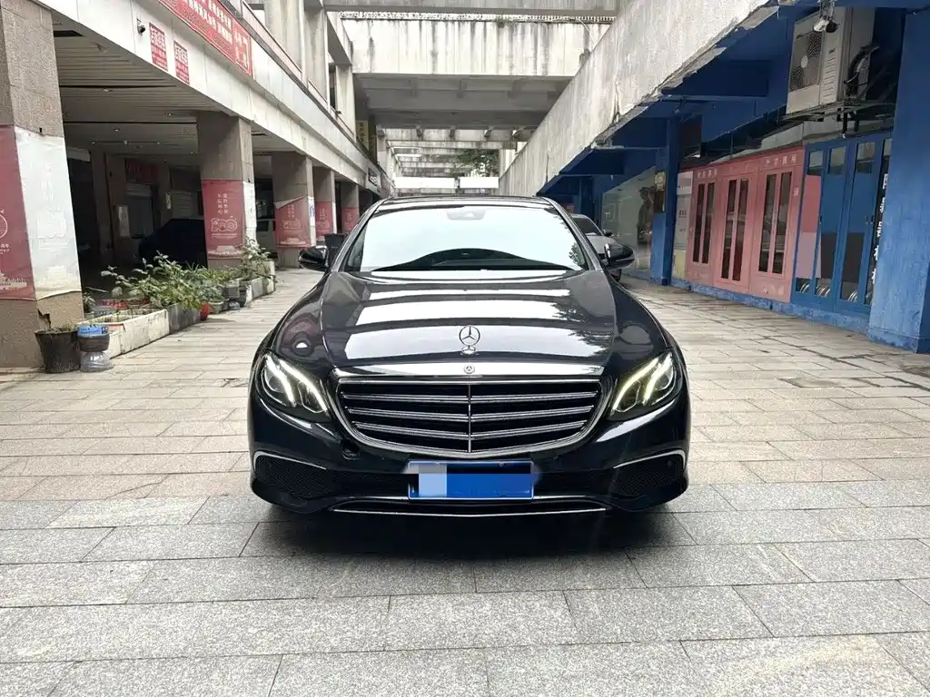 Mercedes-Benz E-Class E 2017 E 300 L Sport Fashion