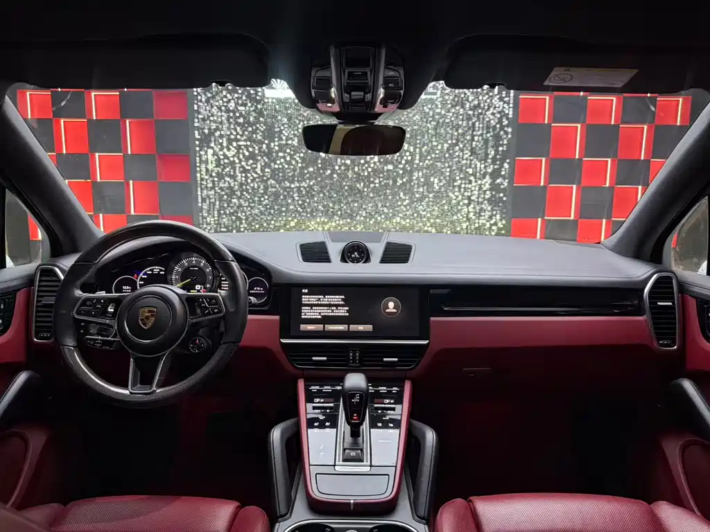 PORSCHE CAYENNE NEW ENERGY