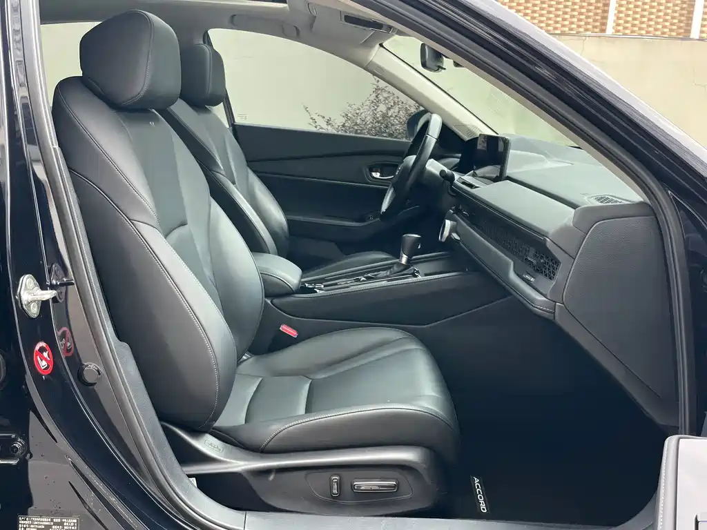 Honda Accord — миниатюра 10