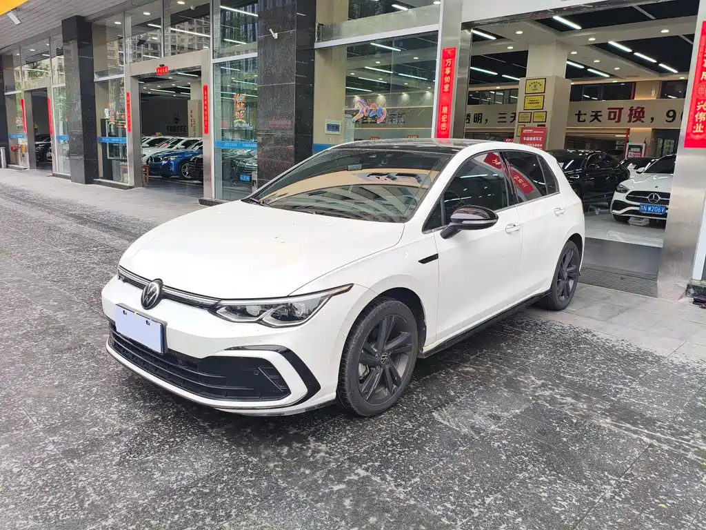 Volkswagen Golf 2022