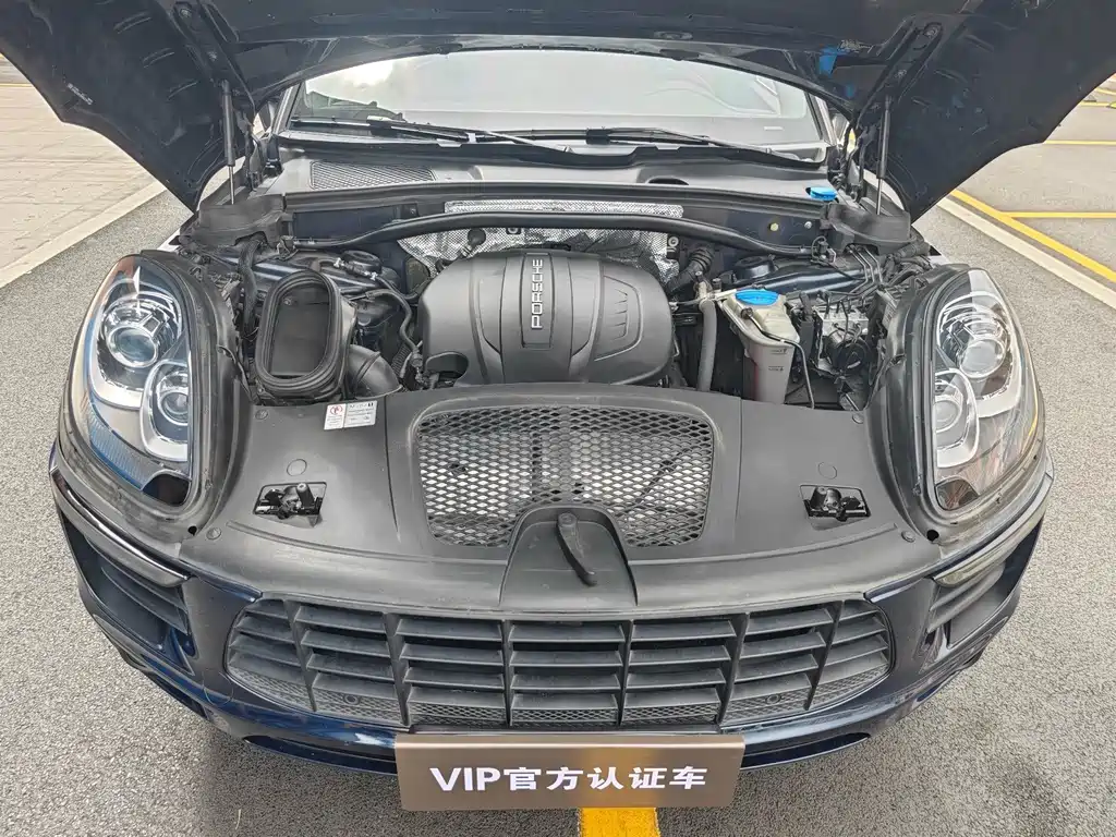 Porsche Macan — миниатюра 17