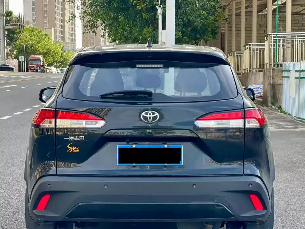 Toyota Corolla Cross — миниатюра 8
