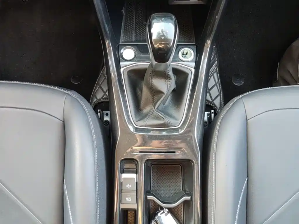 Volkswagen Tharu — миниатюра 14