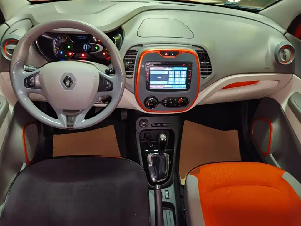 Renault Captur — миниатюра 10