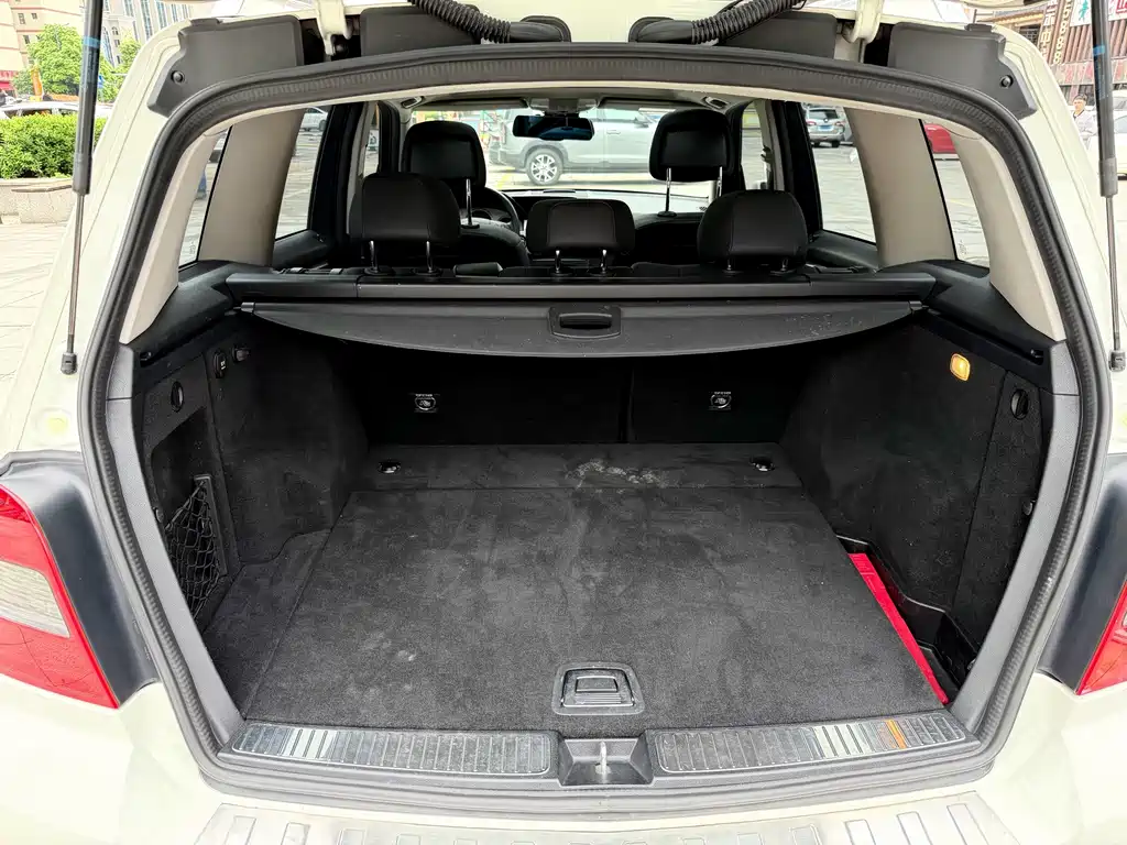 Mercedes-Benz GLK-Class (Import) — миниатюра 12