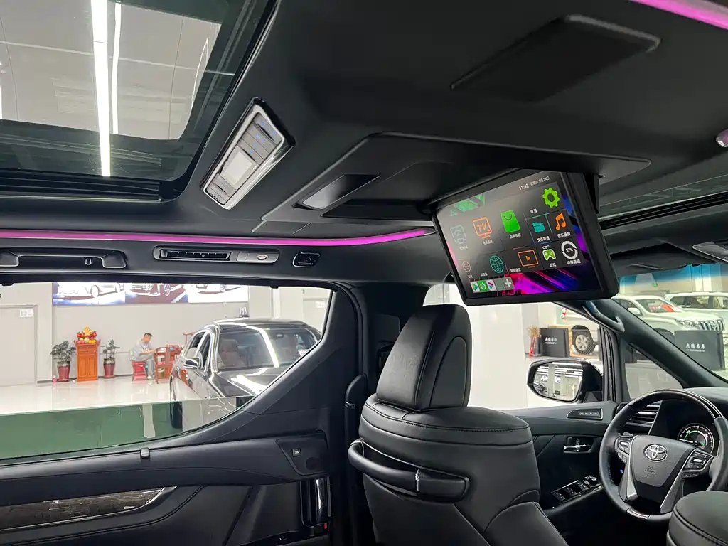 Toyota Alphard — фотографии объявления, Фото 15
