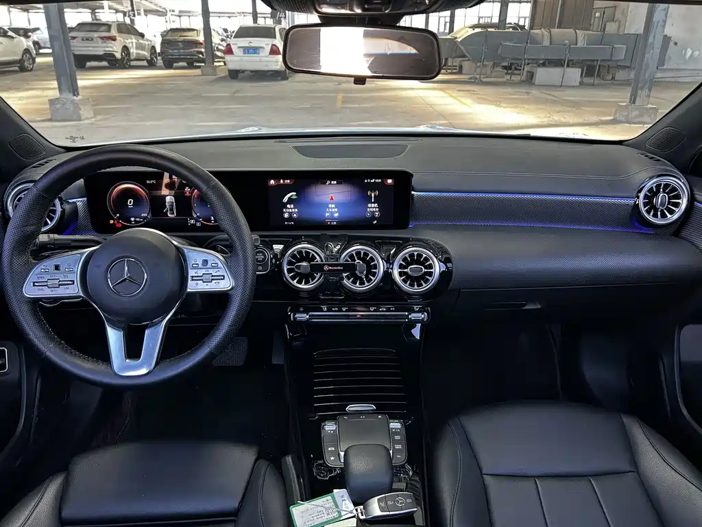 Mercedes-Benz A-Class — миниатюра 8