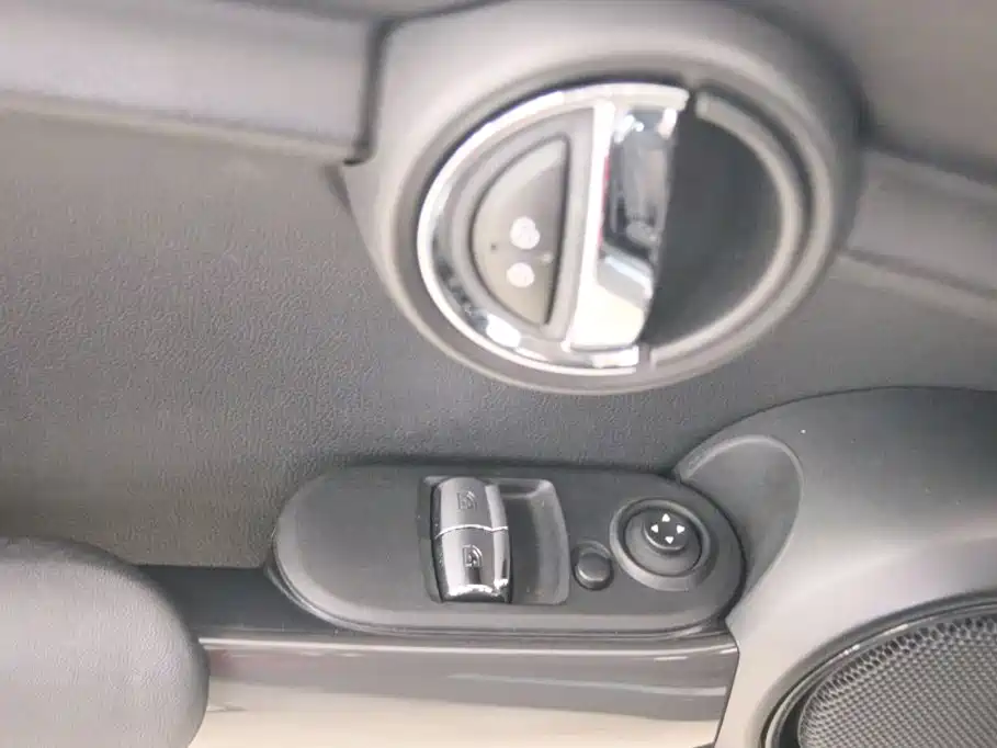 MINI Mini — миниатюра 11