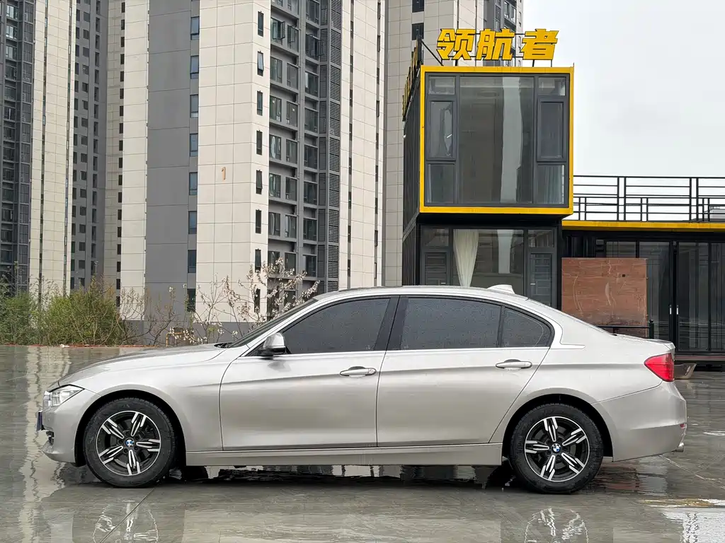 BMW 3 Series — миниатюра 4