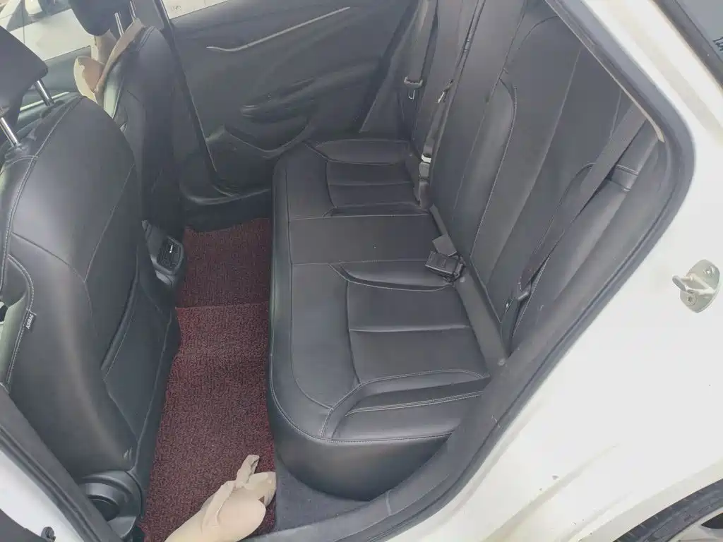 Buick Excelle — миниатюра 17