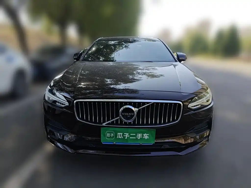 Volvo S90 — миниатюра 2