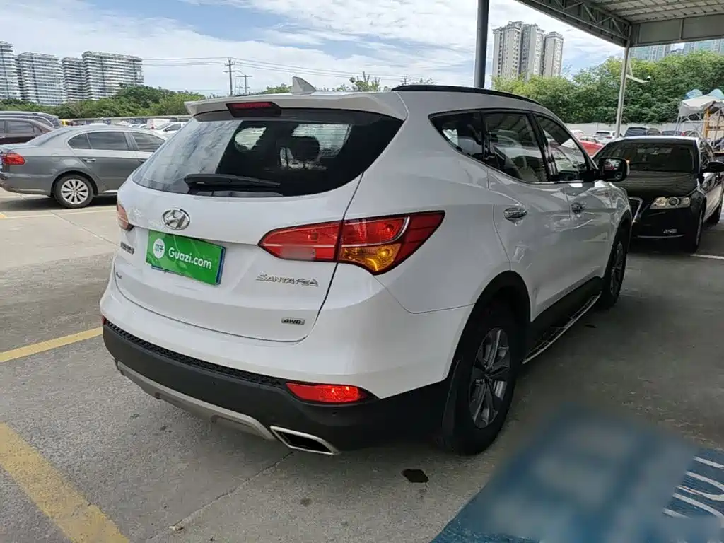 Hyundai Santa Fe — миниатюра 7