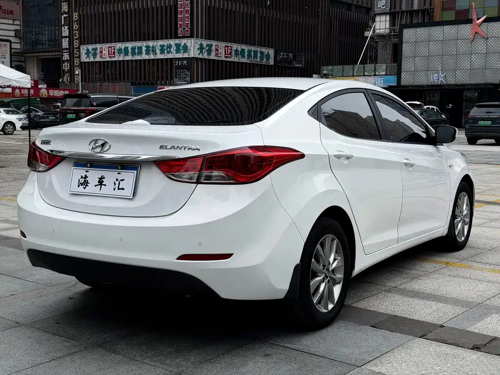 Hyundai Elantra Langdong — миниатюра 4