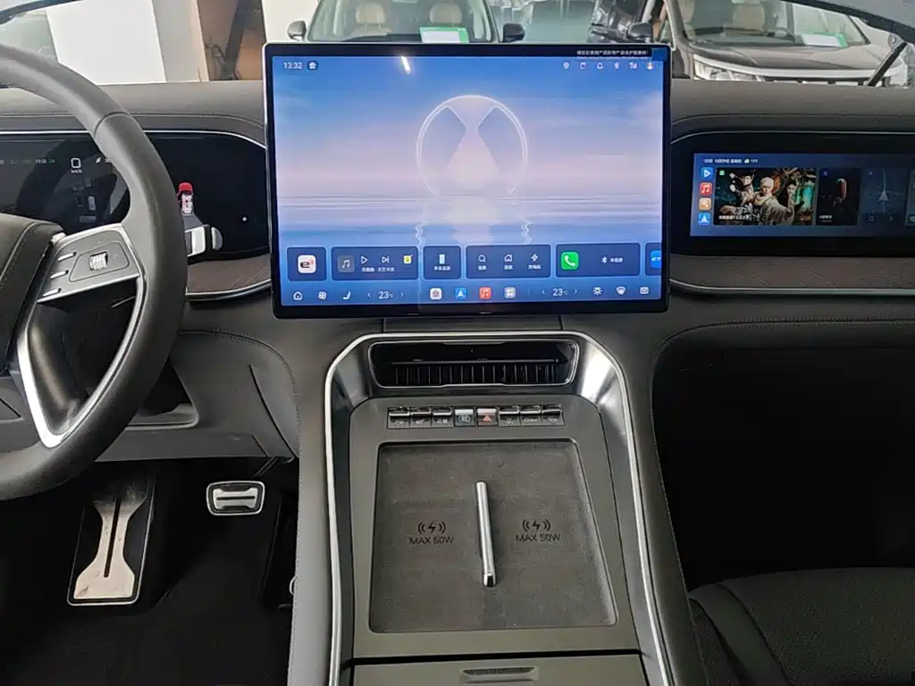 Denza Denza N9 — миниатюра 13
