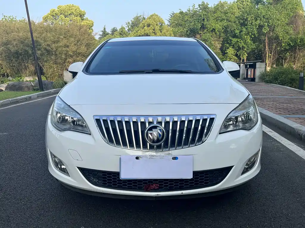 Buick Excelle — миниатюра 2