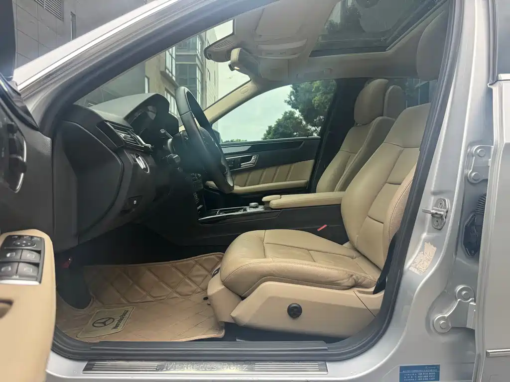 Mercedes-Benz E-Class — миниатюра 11