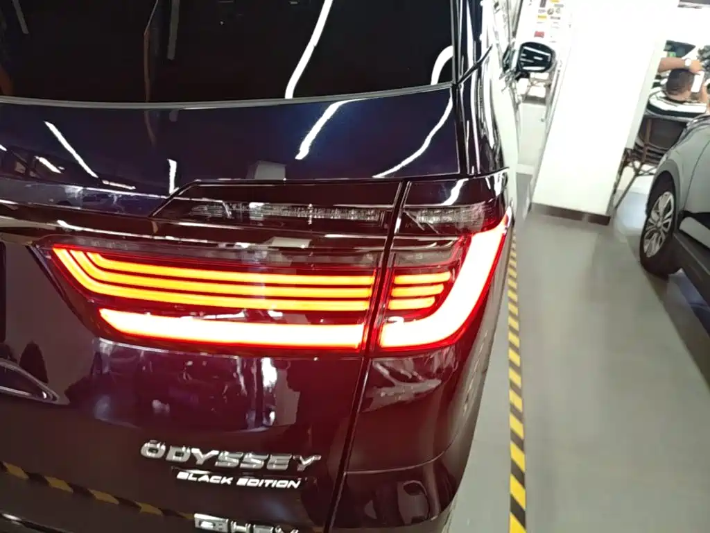 Honda Odyssey — миниатюра 8