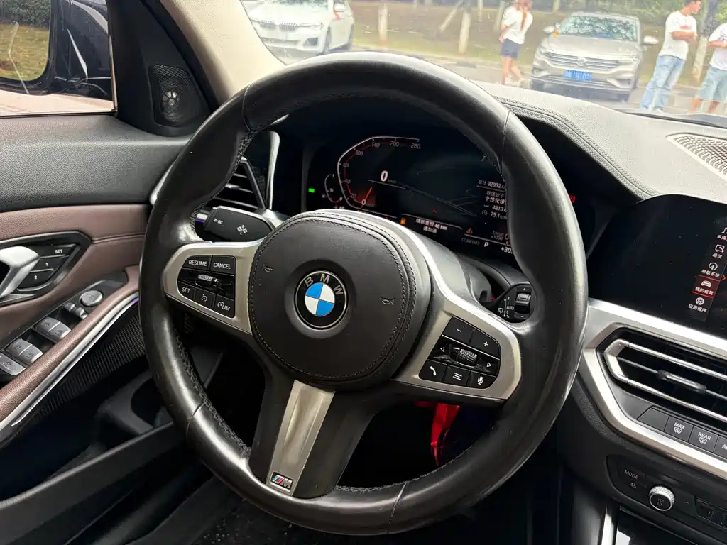 BMW 3 Series — миниатюра 12