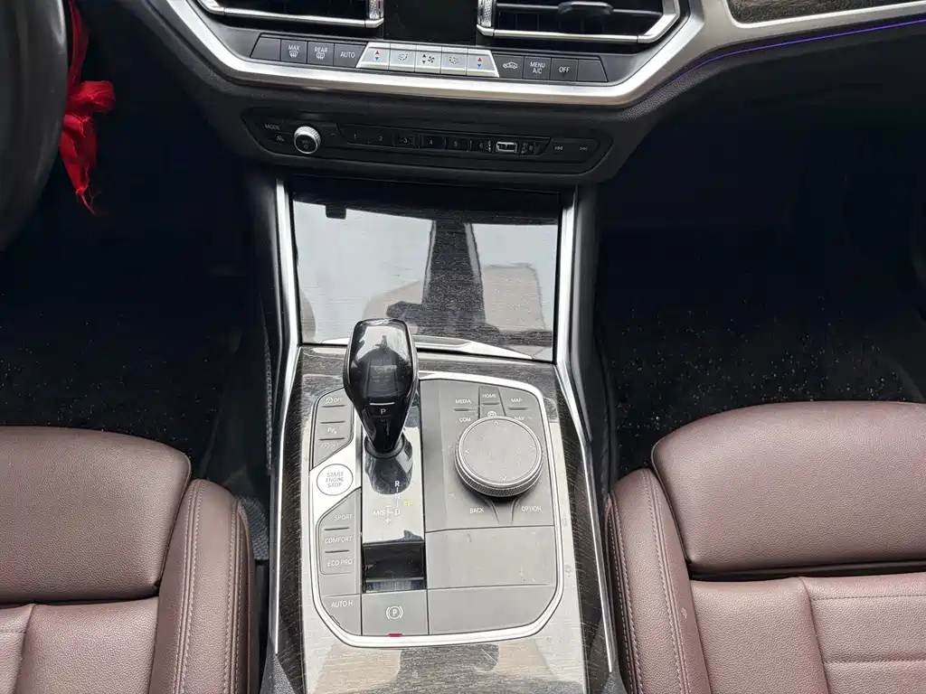 BMW 3 Series — миниатюра 11